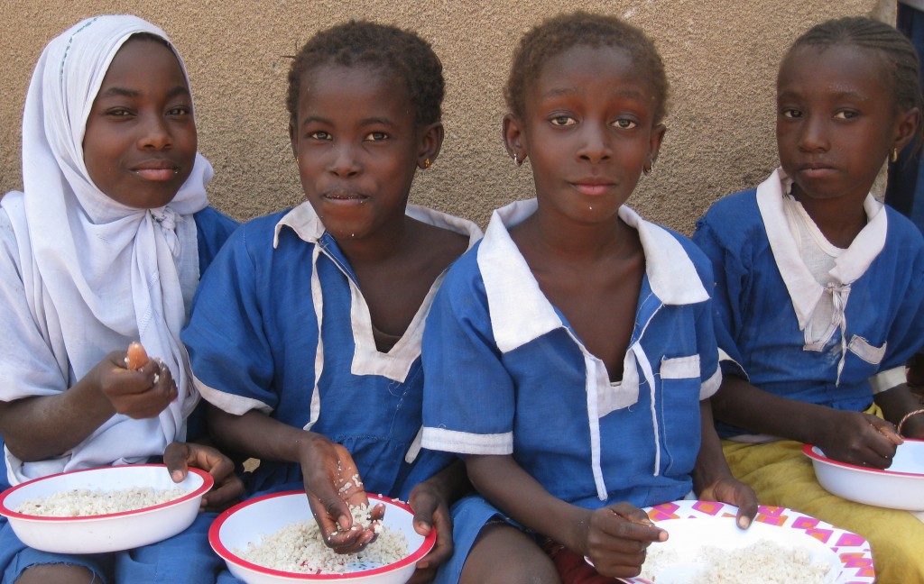 4 girls school feeding 2